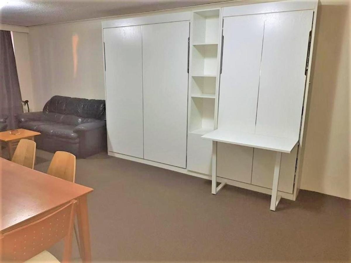 Accommodation Sydney - Kent Street Sydney Cbd Top Floor 2 Bedroom Apartment With Balcony Eksteriør bilde